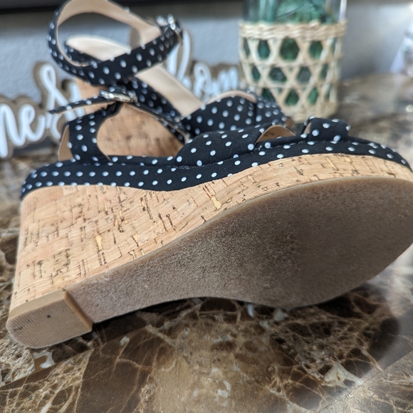 Polka dots platform wedge sandals - Picture 3 of 4